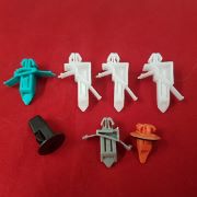 Toyota Prado 120 Front Left Guard Trim Body Mould Clip Kit